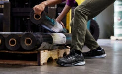 Keen Women's Vista Energy (Carbon-Fiber Toe) | Hydrangea/Black 11 Keen Women's Vista Energy (Carbon-Fiber Toe) | Hydrangea/Black -Keen 1024594 PDP TopImage