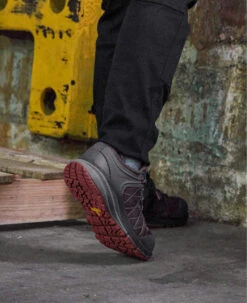 Keen Women's Vista Energy (Carbon-Fiber Toe) | Magnet/Rhubarb -Keen SDD 554 VistaEnergy 1026662 Right Image